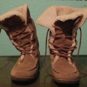 Canvas Furlined Lands End Womens Boots Size 7